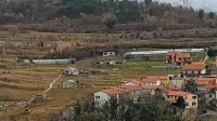 V Krnici nad Rižano se je manjši plaz sprožil že pred 40 leti,  ko pa se je ponovil leta 2010, so se začele večje težave. 