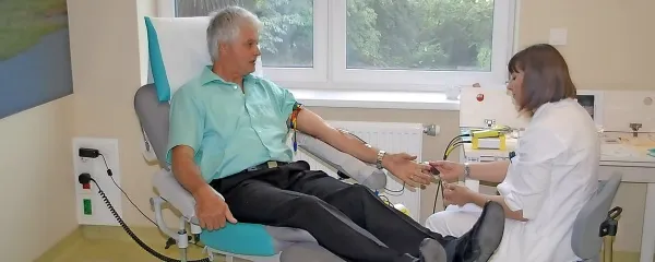 Aldo Šuligoj med stotim odvzemom krvi v bolnišnici  Šempeter v 
začetku julija 2018