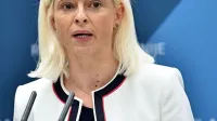 Ksenija Klampfer