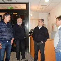 Miha Sotlar, Marijan Skornišek, Danijel Krivec in Valter Mlekuž (z 
leve) v burni debati.
