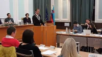 Četrtkova seja bo prvi preizkus koalicijskih pogajanj. 