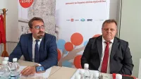 Župan Tadej Beočanin (levo) bi  podžupana Mitjo Tripkovića zaposlil za vodenje številnih  manjših 
projektov. 