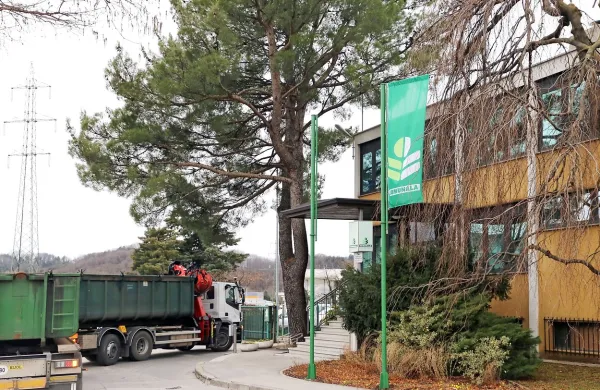 Novogoriška Komunala je dobila novega lastnika. Kakšni so 
njegovi nameni, pa ostaja skrivnost. 