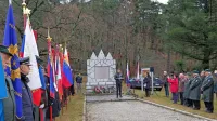 Na proslavi v Dovcah je bil slavnostni govornik Aljaž Verhovnik, 
generalni sekretar Zveze združenj borcev za vrednote NOB Slovenije. 