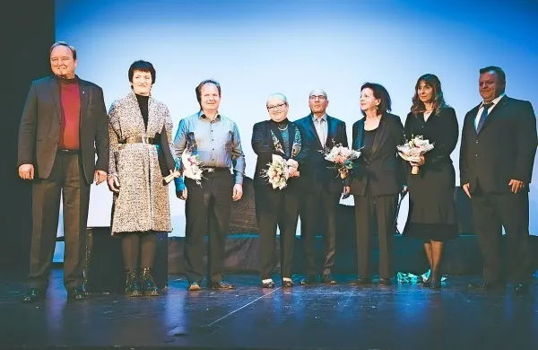 Priznanja kulturnikom