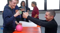 Fizioterapija si poleg najsodobnejših aparatov pomaga tudi s 
kopico pripomočkov za rehabilitacijo različnih bolnikov.  