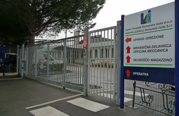 V  izolski občini  iščejo novega direktorja  Komunale.