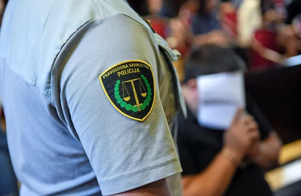 Vrste pravosodnih policistov naj bi se okrepile že v kratkem.