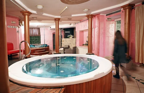 V spodnjem delu Margerite imajo dva nova jacuzzija.