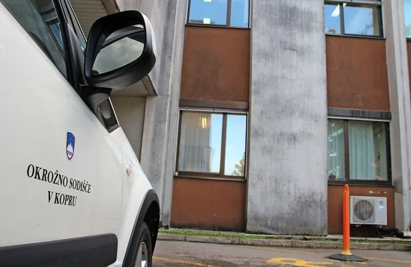 Tudi na koprskem sodišču naj bi začeli s pospešenimi kazenskimi 
postopki.