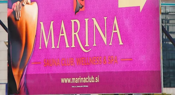 Marina, so pisali Italijani je podobna avstrijskemu Welcum klubu. 
Le, da je bolj pri roki. 