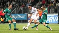 Ivica Guberac (v beli opravi) je po vrnitvi v matični klub že prevzel 
tudi kapetanski trak.