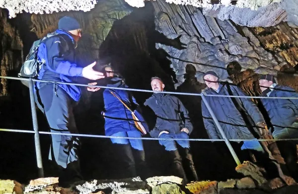 Eden od sobotnih izletov bo obiskovalce popeljal tudi v kraško 
podzemlje, v Divaško jamo.