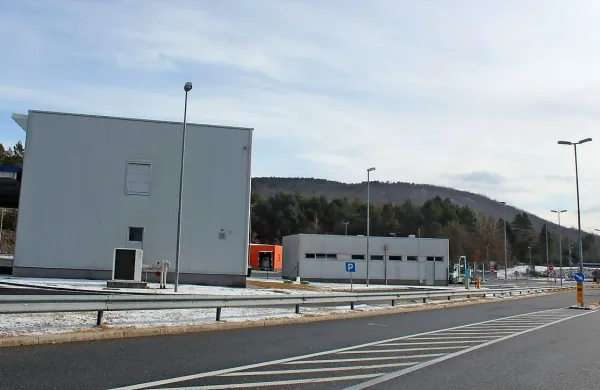 Bistričani bodo svojo voljo o sprejemno-registracijskem centru na 
mejnem prehodu Jelšane izrazili na referendumu.