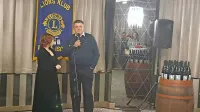 Bruno Zaro   je pred dvema letoma za dobrodelne namene podaril 
refošk letnika 2016 iz 225-litrskega francoskega sodčka.