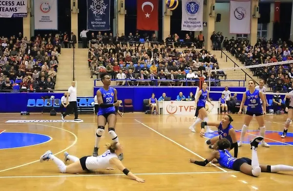 Glavna nevarnost za Novogoričanke bo 202 cm visoka Elizabeth 
Brayelin Martinez (20). 