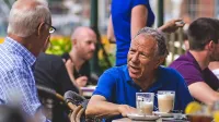 Sklanjanje priimkov z obrazilom -a nam povzroča dvome in težave