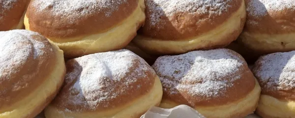 Pust je čas za krofe.