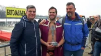   Matjaž Bučinel (levo), Denis Benčič in njun srbski prijatelj Pavle 
Dragišić (v sredini) 