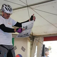 Najprej so Graparji prevzeli vse lokalne medije: od Idrijskih noric 
do obzorij. Le še za Primorske nogavice morajo nekaj malega 
naštrikati.