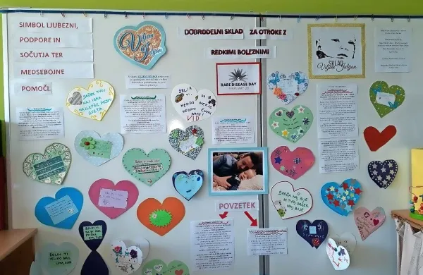 Razstava Srčnih pisem v izolski bolnišnici 