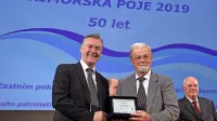 Smisel petja je druženje