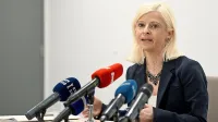 Ministrica za delo Ksenija Klampfer