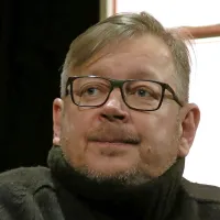   Robert Waltl