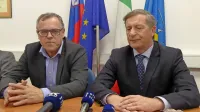 Izolski župan Danilo Markočič in minister za obrambo Karl 
Erjavec