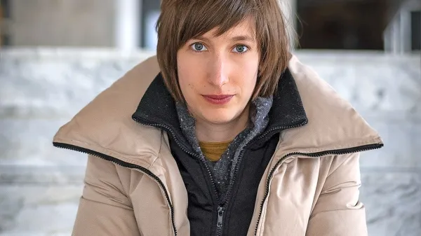 Sibylle Berg: Nekaj ljudi išče srečo in crkne od smeha