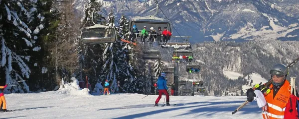 Slovenija je edina država v alpskem prostoru, ki za vzdrževanje in 
obnovo žičniških naprav ne prispeva ničesar.