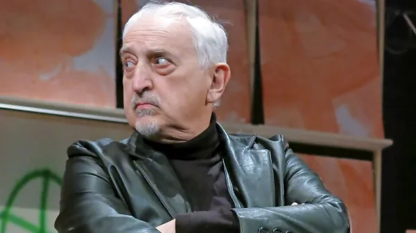 Dobitnik nagrade  za življenjsko delo, poimenovane po igralki  
Mariji Vera,  je Vladimir Jurc.