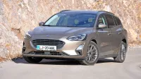 Ford focus je bil v začetku letošnjega leta imenovan za slovenski 
avto leta, kar je bil po svoje zelo dober prodajni zagon.