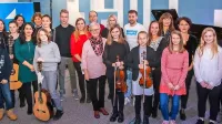 Glasbena šola  Postojna je konec novembra predstavila tri postojnske skladatelje: Miroslava Vilharja, Alojza Srebotnjaka in Vilka Ukmarja.
