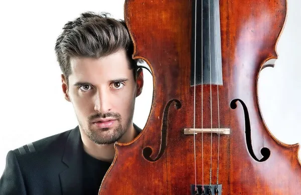 Luka Šulić  bo 5. junija v tržaškem gledališču Giuseppe Verdi kot 
prvi v zgodovini v celoti odigral na violončelo Vivaldijeve Štiri 
letne čase.