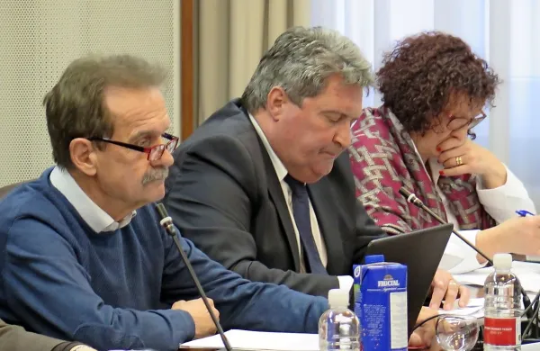 Davorina Terčona (v sredini) svetniki  niso podprli  za nadzorni svet 
Holdinga kobilarna Lipica.