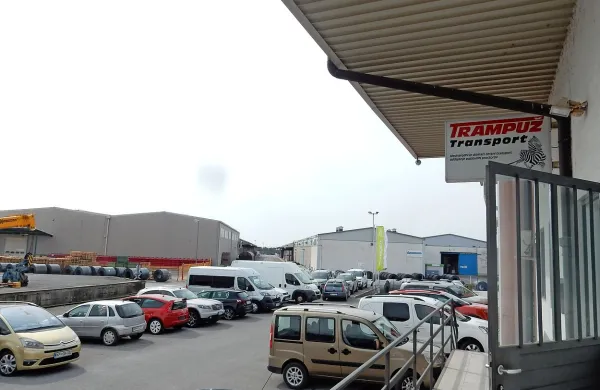Večina podjetij na sežanskem Terminalu ima greznice, z naložbo 
občine in države bi dobila kanalizacijo in nov vodovod.