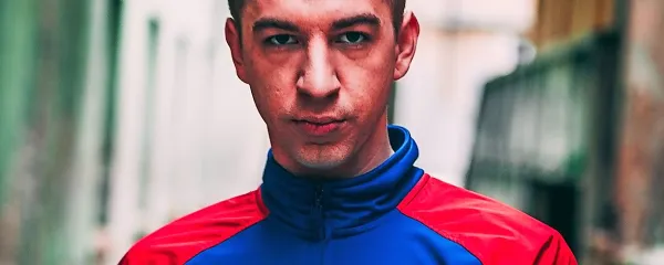 Izolski raper Andrej Bučar alias Drill s svojimi besedili vedno znova  
udari v polno.