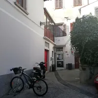 Vhod v Center mladih Koper, skozi katerega vsak dan vstopajo 
številni dijaki in študenti.