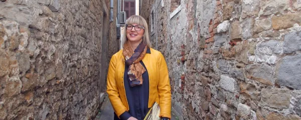 Suzana Todorović: “Z vsakim članom skupnosti, ki umre,  gre res tudi delček narečja. Vendar to še ne pomeni, da bo 
narečje izumrlo.” 