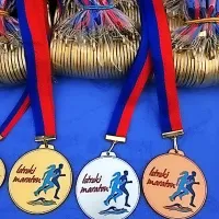 V cilj sta prva pritekla lanskoletna zmagovalca