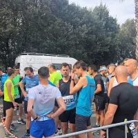 V cilj sta prva pritekla lanskoletna zmagovalca