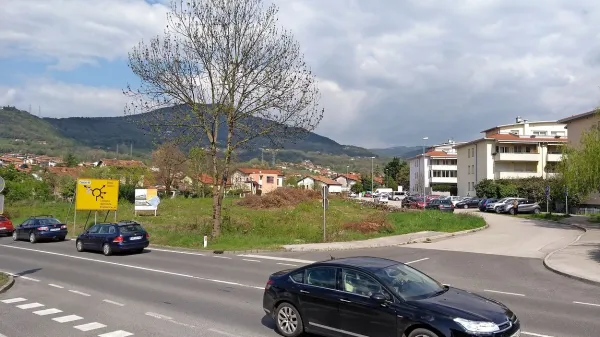 Stanovalci v težavah, zdaj vsi čakajo študijo