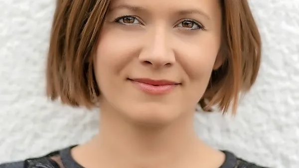 Yulia Roschina v SNG Nova Gorica 
režira Barona Münchhausena. 