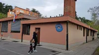 Letos poleti bodo pod okriljem energetske sanacije toplotno 
izolirali ovoj stavbe, ki so jo zgradili pred 53 leti. 
