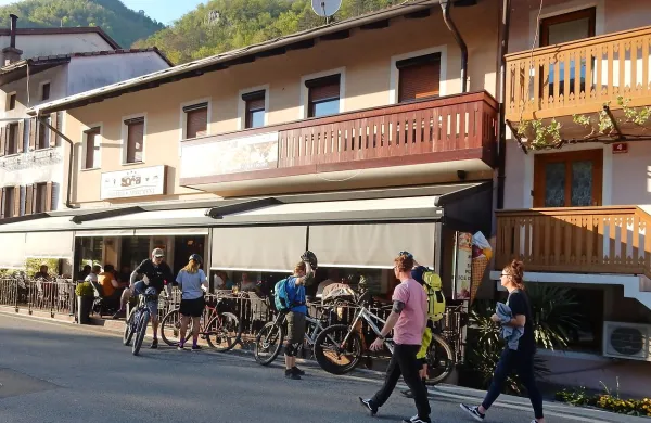 Turistično zelo živahni velikonočni prazniki z gosti iz vsega sveta 
nakazujejo, da bi poletni naval  lahko ponovno podiral rekorde. 