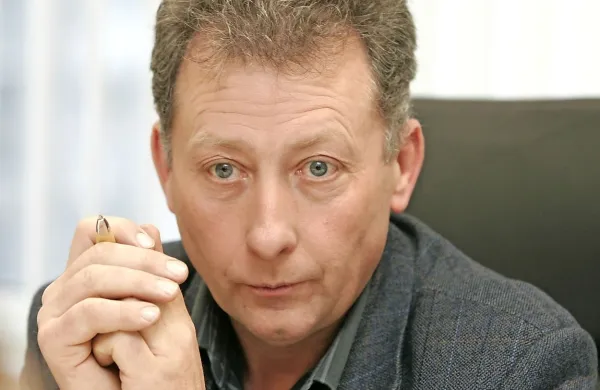 Pobudnik vložitve veta je bil državni svetnik Branko Tomažič