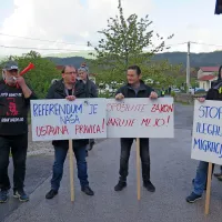 V Jelšanah glasno za varovano mejo