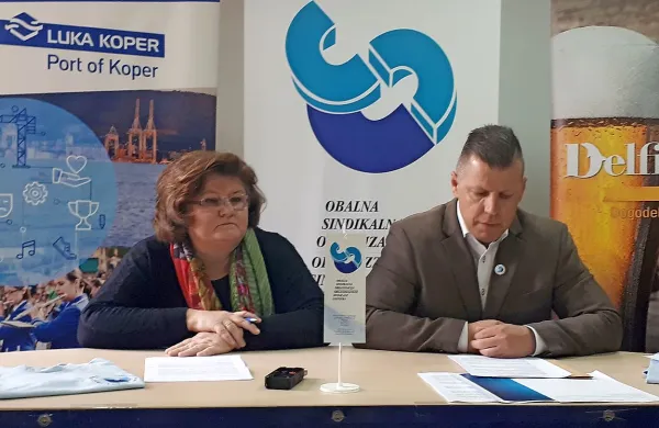 Nadja Terčon in Damjan Volf sta opozorila na  to, da različne oblike 
prekarnega dela pri nas naraščajo. 

