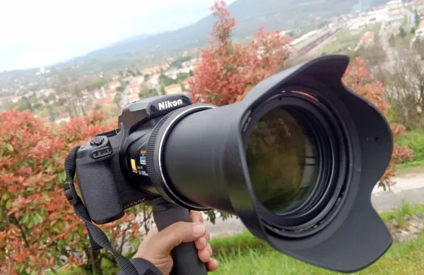Nikon coolpix P1000 - približanje, kot ga še ni bilo.